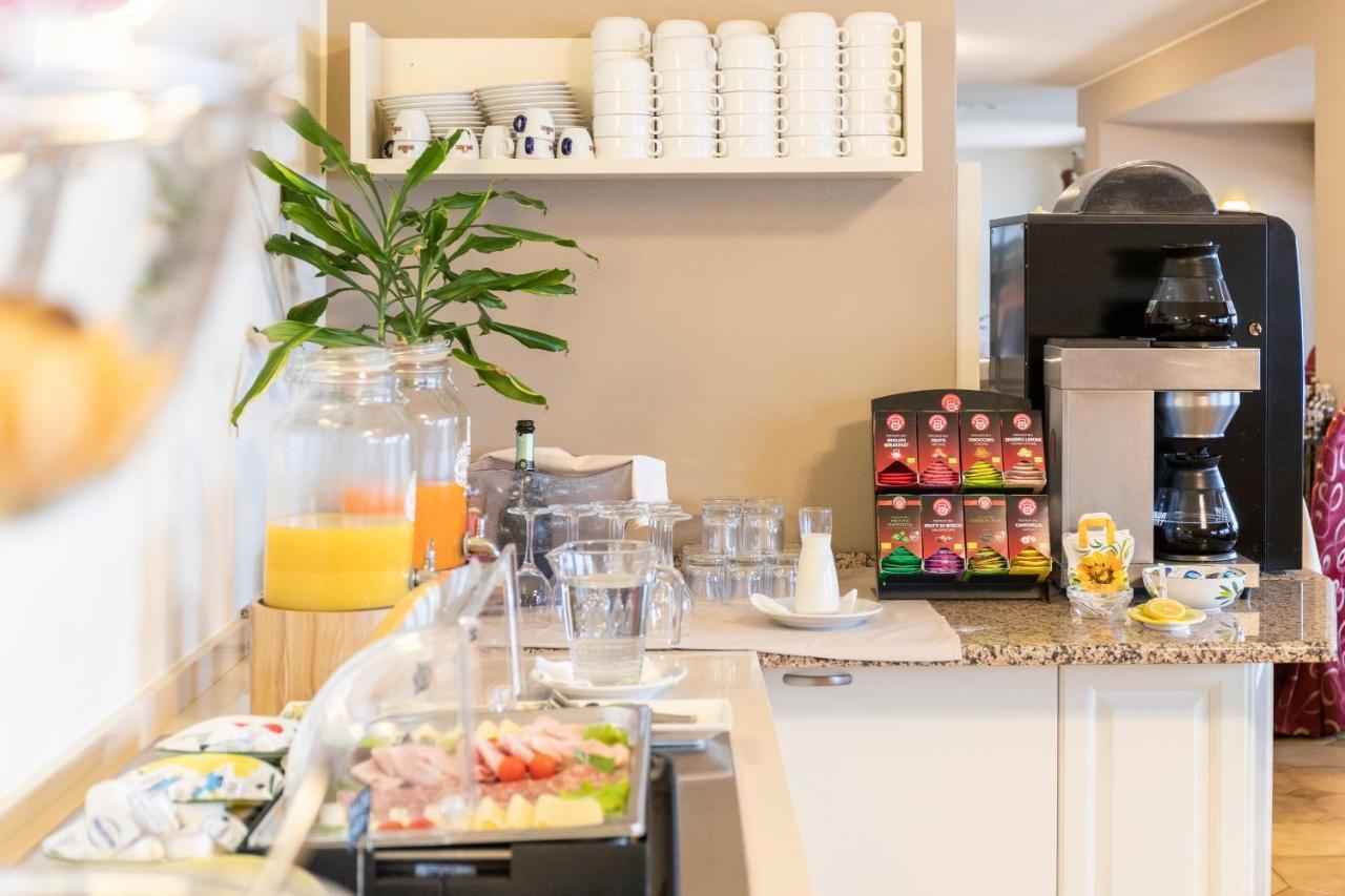 Hotel Nettuno Brenzone sul Garda Εξωτερικό φωτογραφία