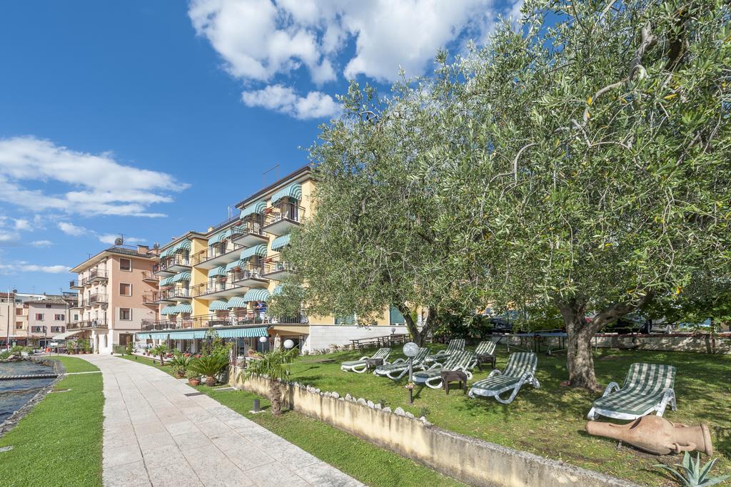 Hotel Nettuno Brenzone sul Garda Εξωτερικό φωτογραφία